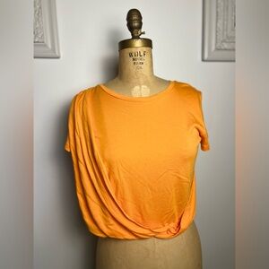 Anthropologie women’s orange t-shirt small